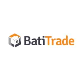 Logo BatiTrade - Solution Logicielle pour le Bâtiment Logo BatiTrade : cube stylisé avec icône de maison, texte bicolore gris et orange pour le secteur du bâtiment.